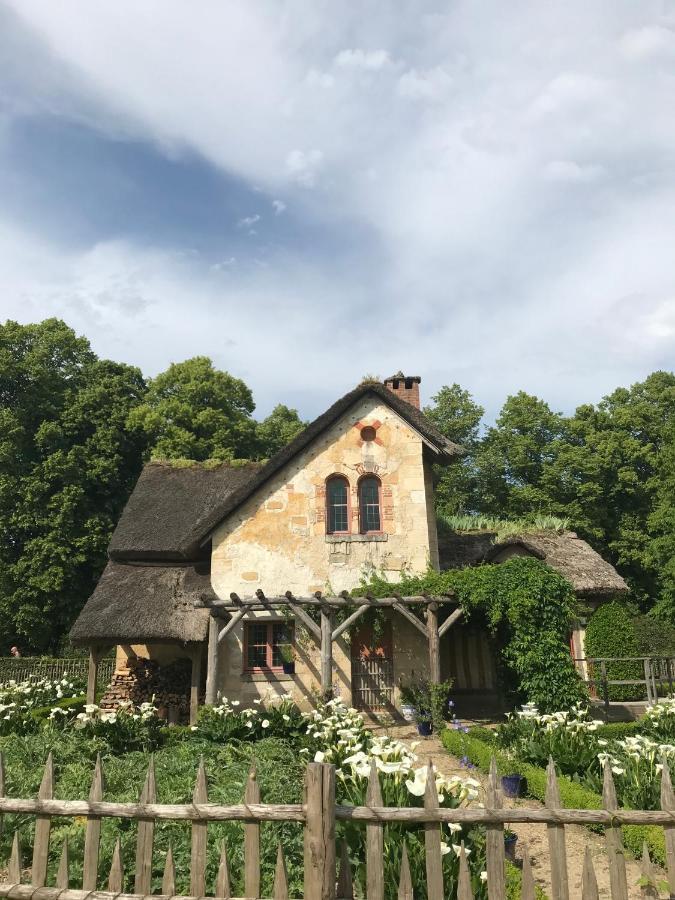 Les Mansardes Du Roi - Tout Proche Chateau Versailles Buitenkant foto